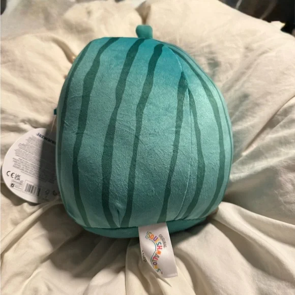 Squishmallow Wanda Watermelon - Picture 2 of 2